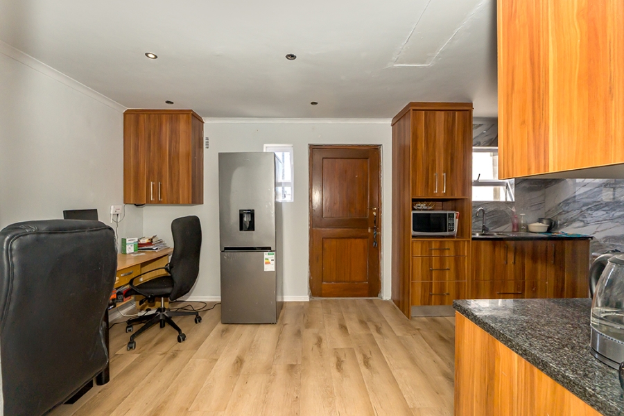 3 Bedroom Property for Sale in Westridge Western Cape